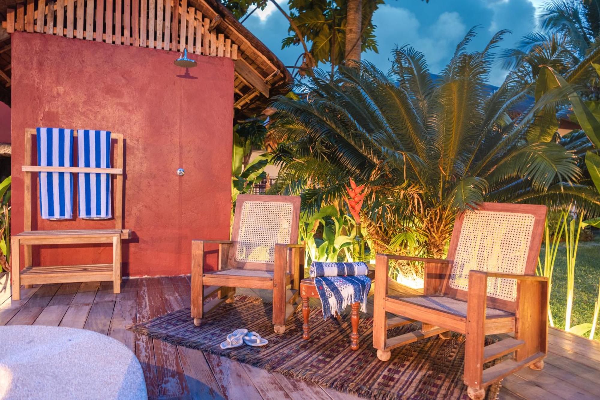 Alon Cloud9 Beach Front Catangnan Exterior foto